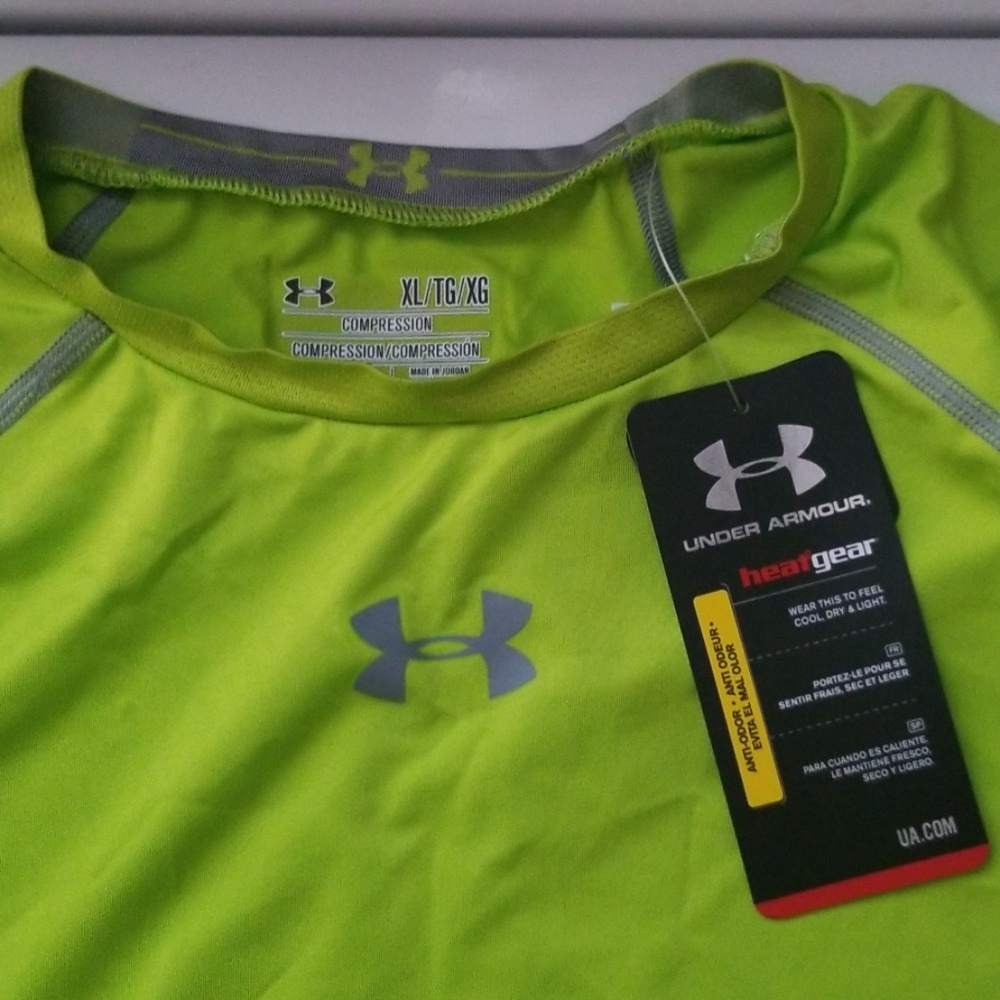Athletic shirt